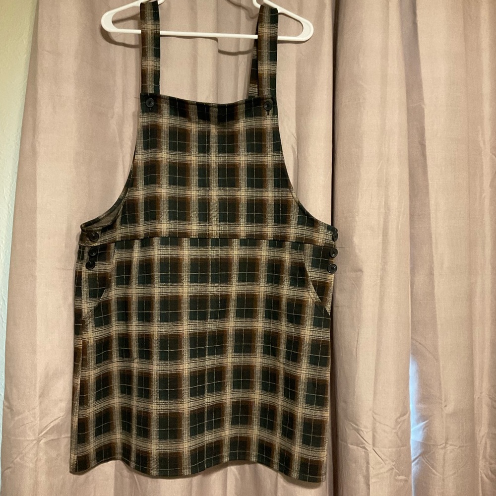 SO Plaid Bib Dress in Black and Brown